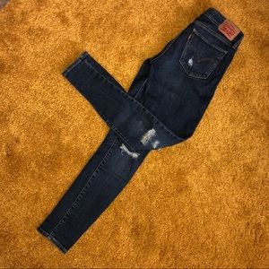 Levi’s 27” inseam 711 Skinny jeans